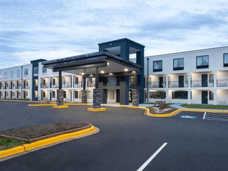 Baymont By Wyndham Charlotte University Exterior foto