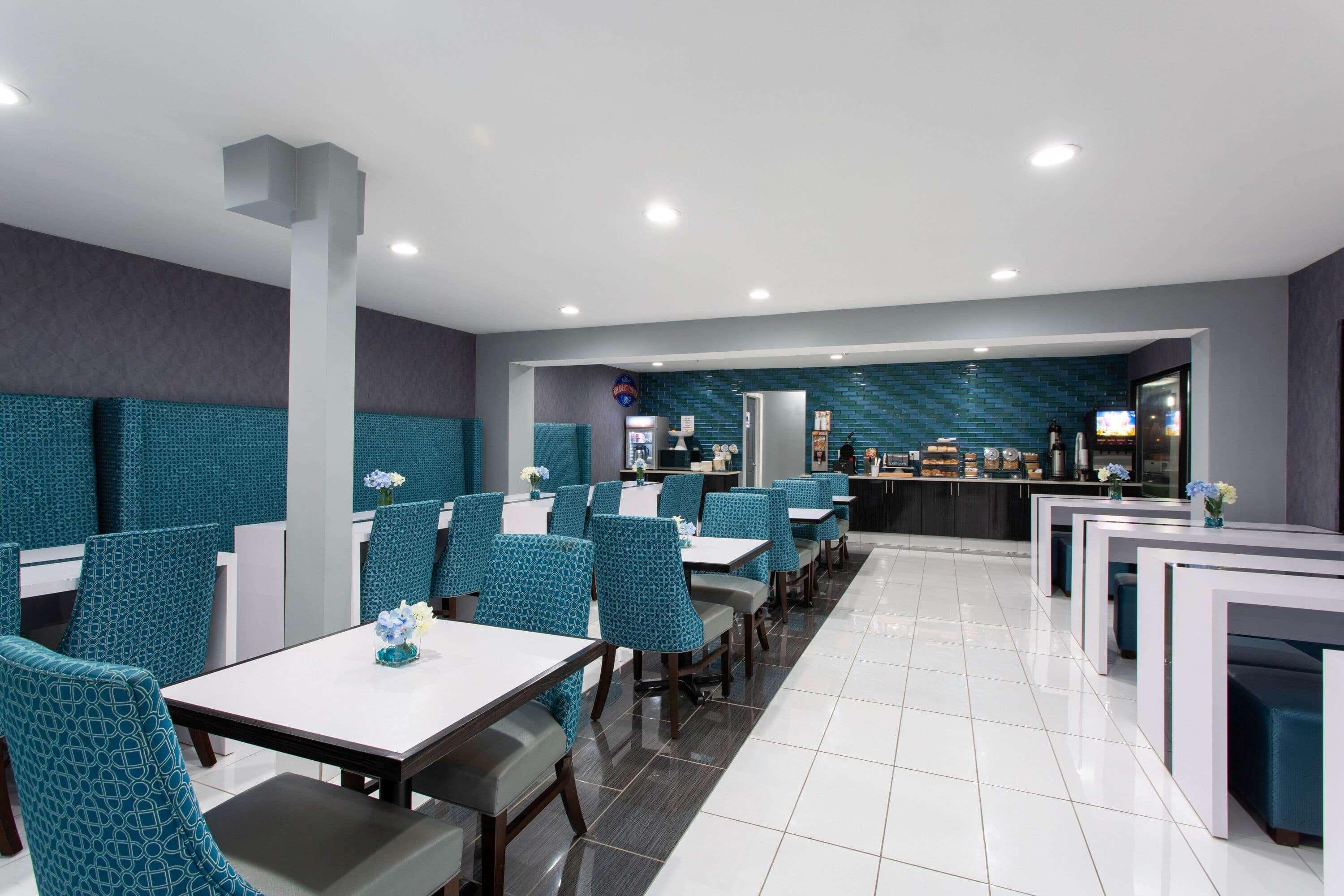 Baymont By Wyndham Charlotte University Exterior foto